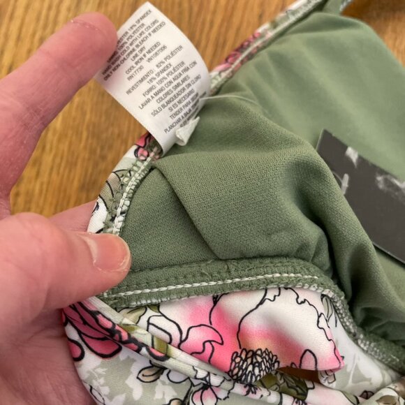 NEW NWT MOSSIMO Ring Halter Triangle Bikini Top Green Pink White Floral JRS ? XL - Picture 14 of 14